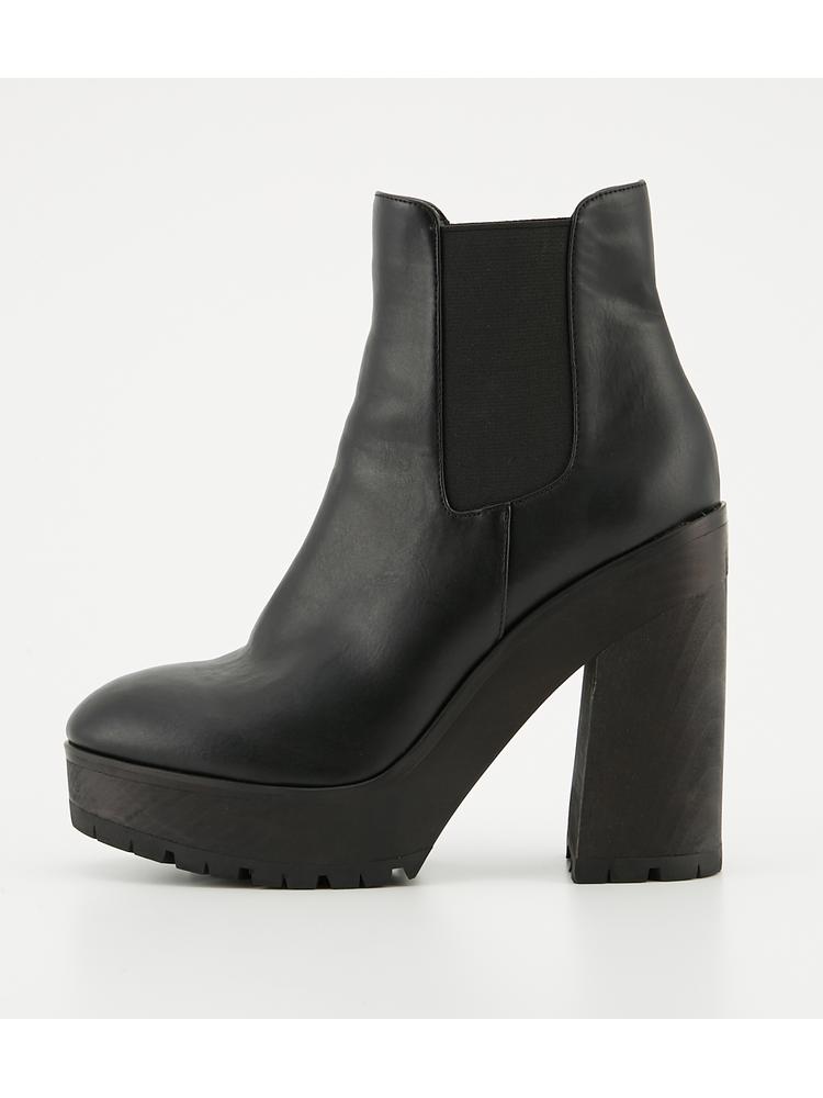 chunky heel boots