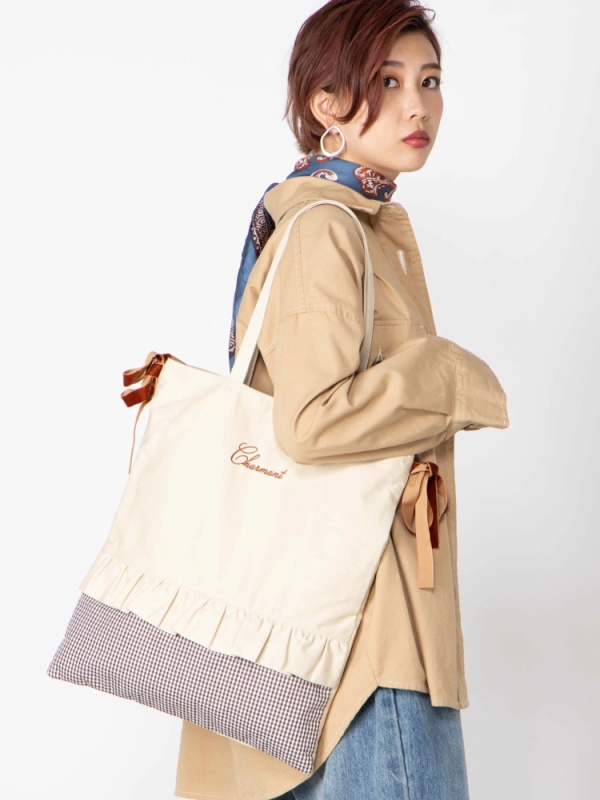 サイドリボンロゴ刺繍フリルトート トートバッグ Wego ウィゴー サイドリボンロゴ刺繍フリルトート トートバッグ Wego ウィゴー