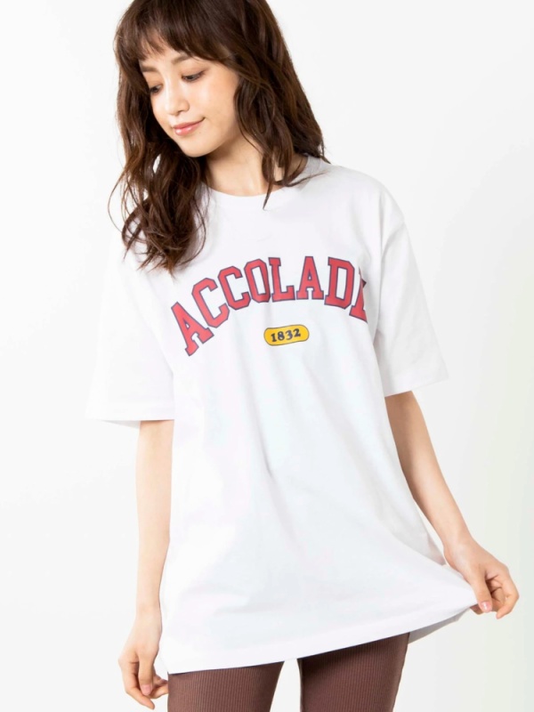 カレッジロゴプリントt Tシャツ Wego ウィゴー Shibuya109 公式通販